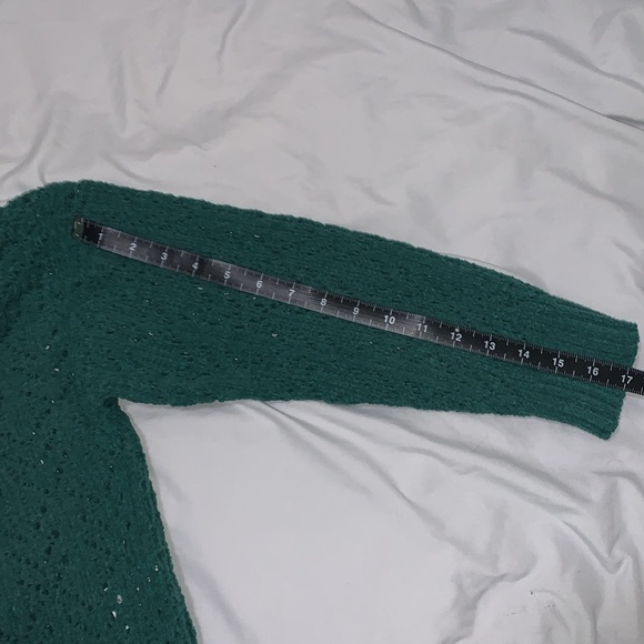Knitted like sweater from AE size M - Picture 8 of 8